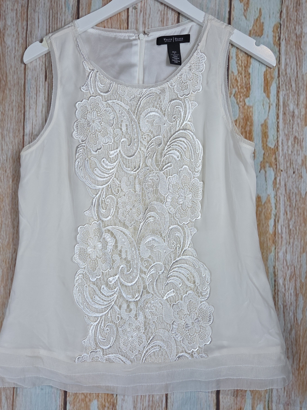 White House Black Market Silk Ivory Lace Applique Sleeveless Top. Size Small